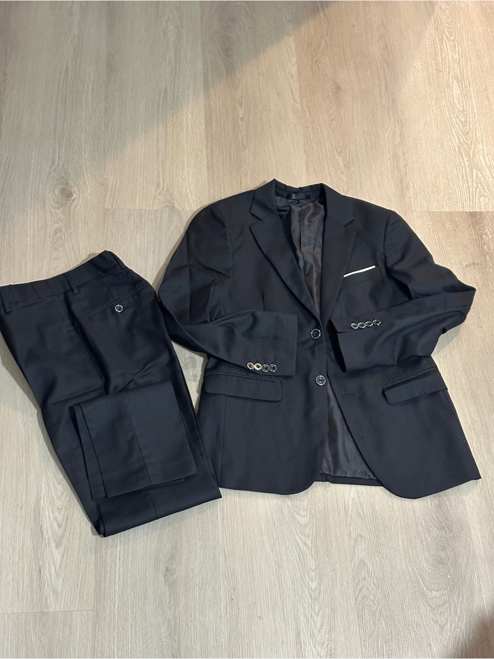 Men's Black Two-Piece Suit Jacket & Trousers XXS